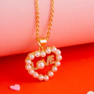Collar Corazón Perlado “LOVE”