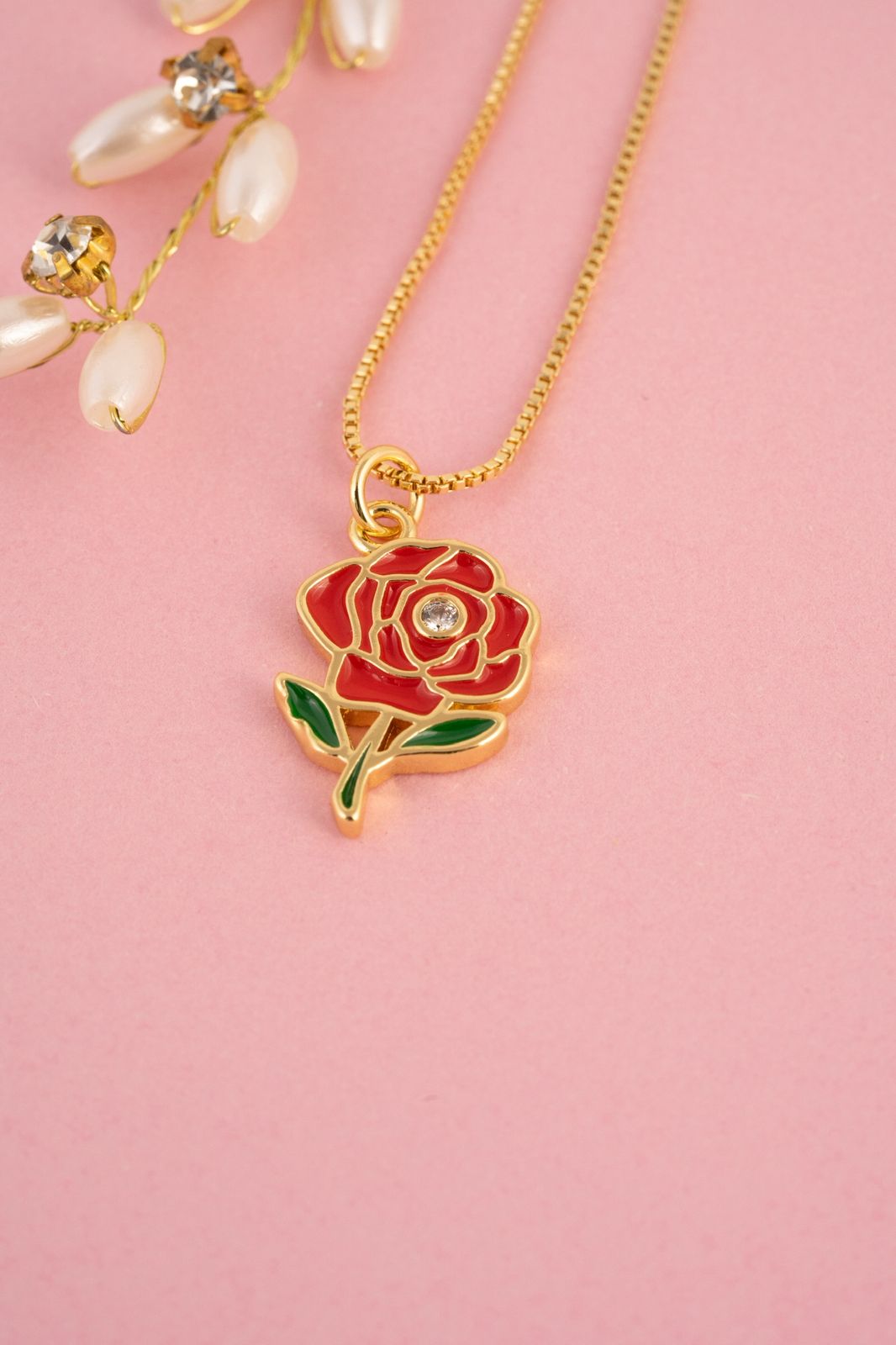 Collar de rosas