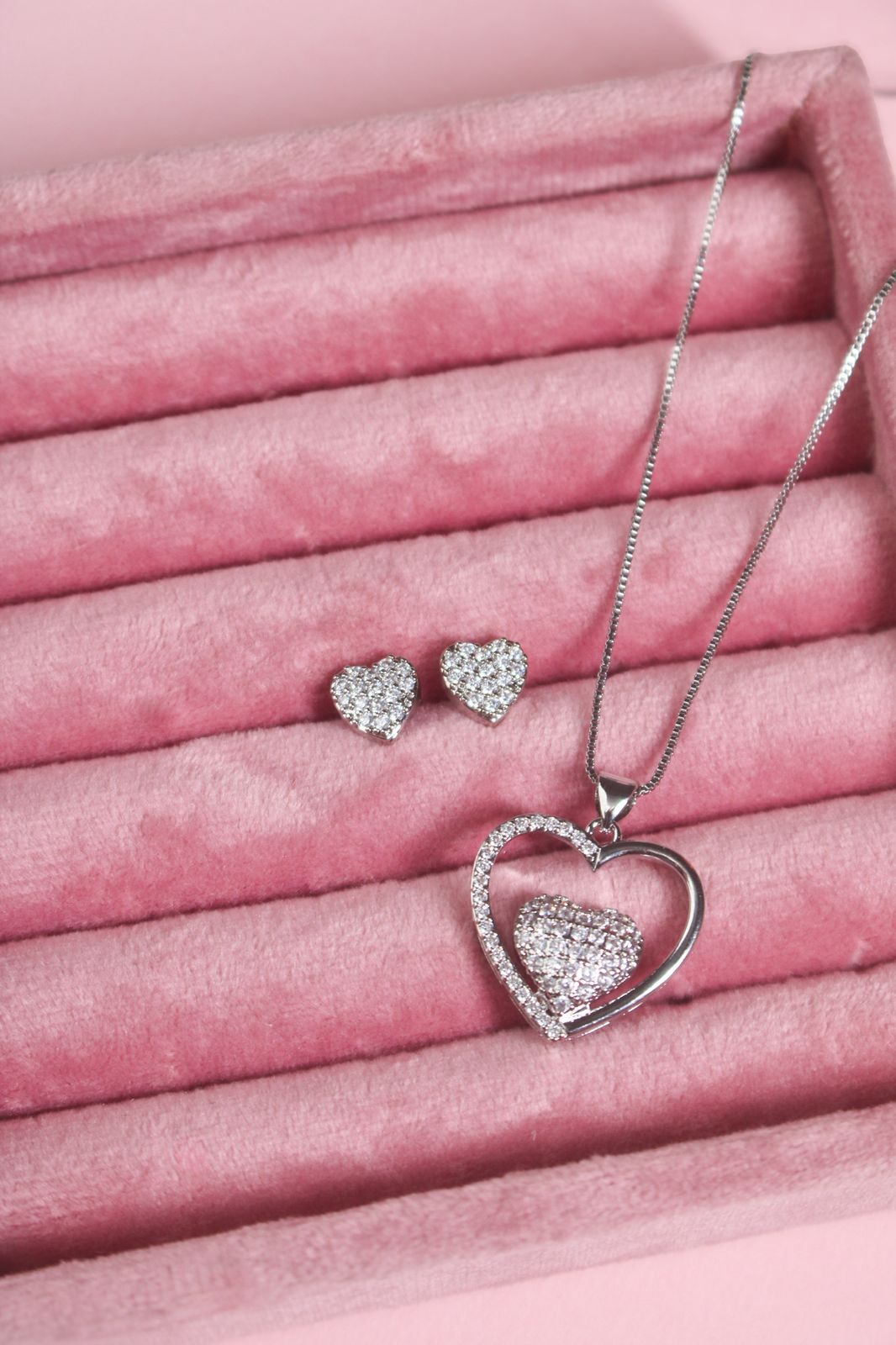 Set de corazones plateados