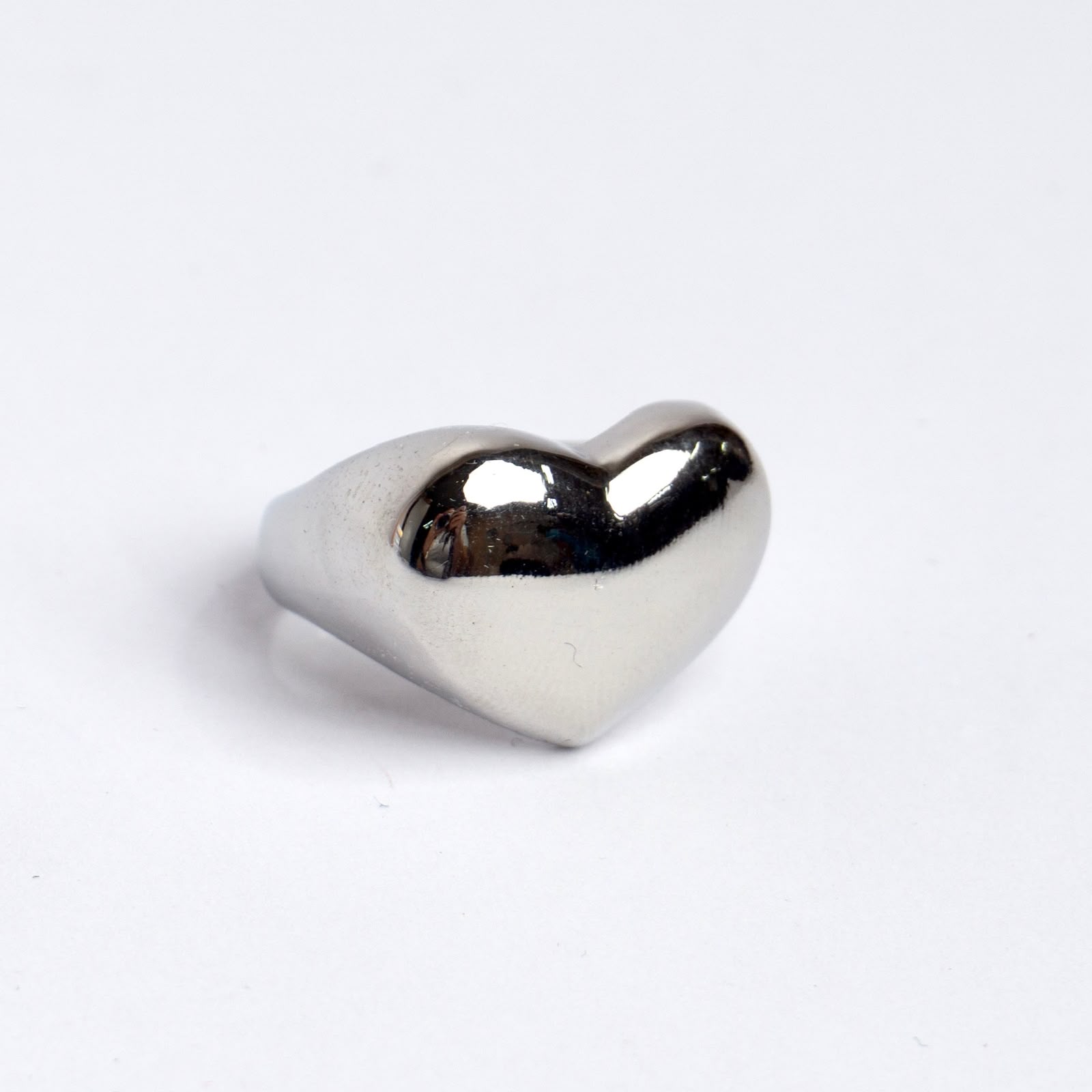 Anillo de corazon