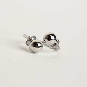 Anillo plateado