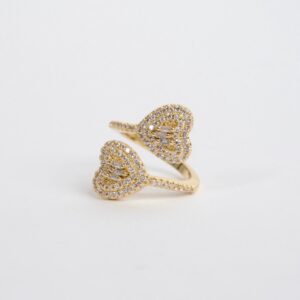 Anillo de corazones