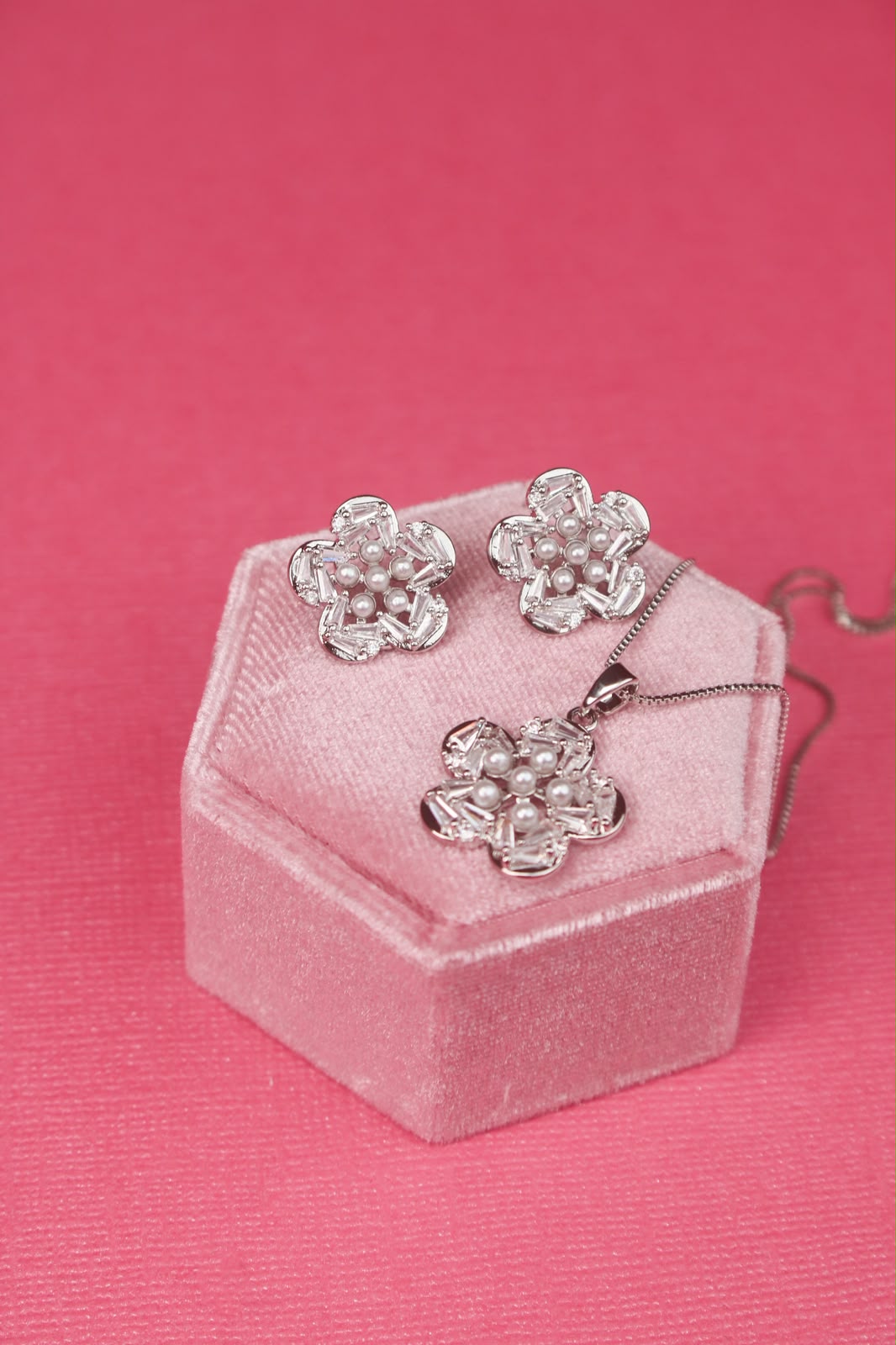 Set de flor plateado